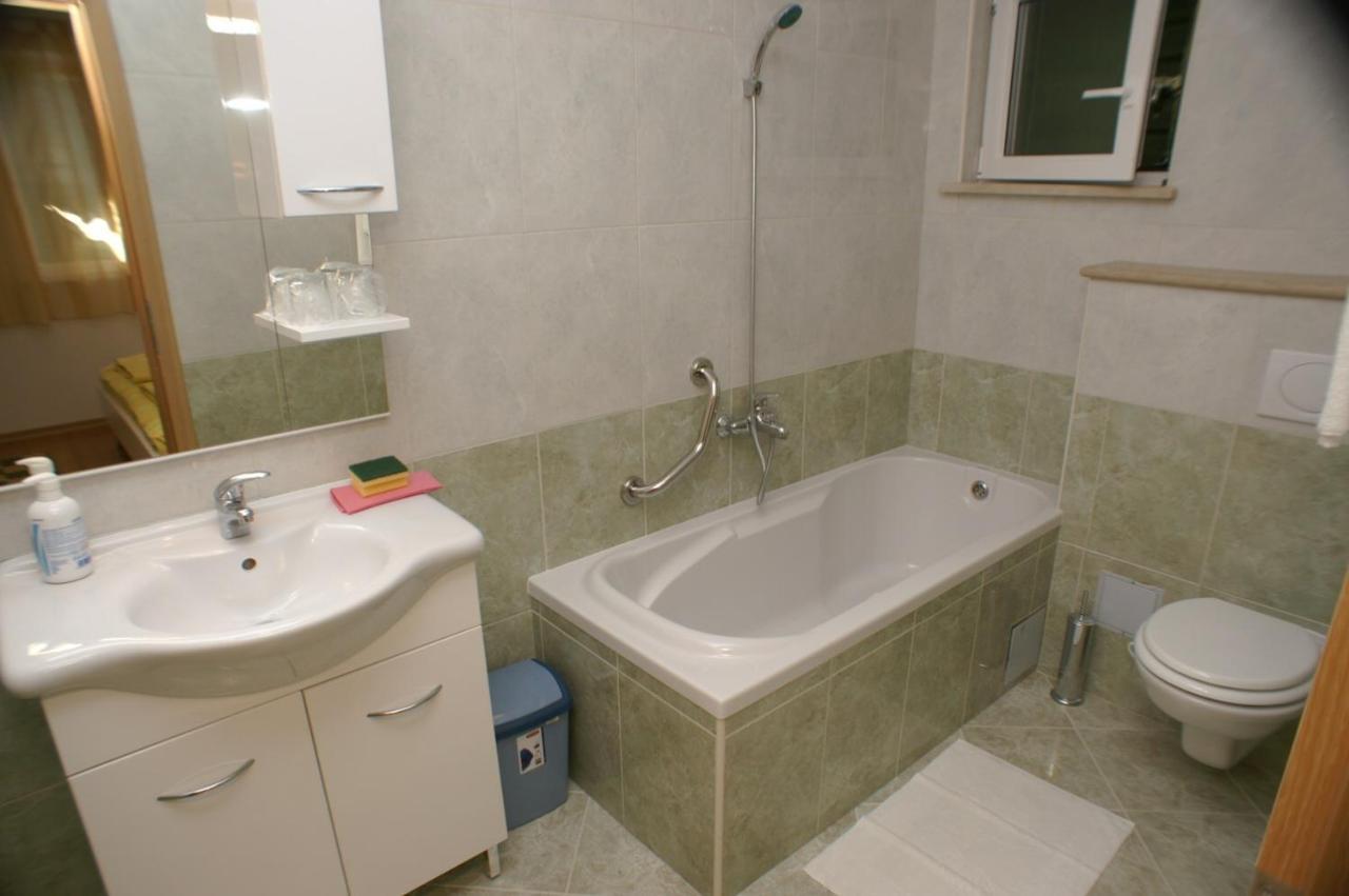 Apartments By The Sea Supetar, Brac - 4274 מראה חיצוני תמונה