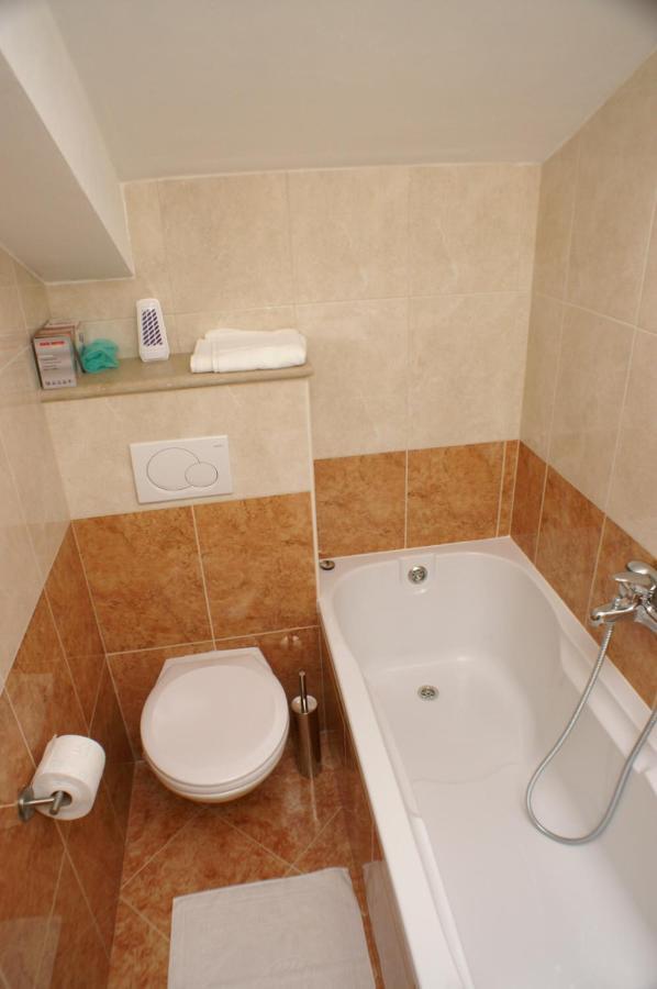Apartments By The Sea Supetar, Brac - 4274 מראה חיצוני תמונה