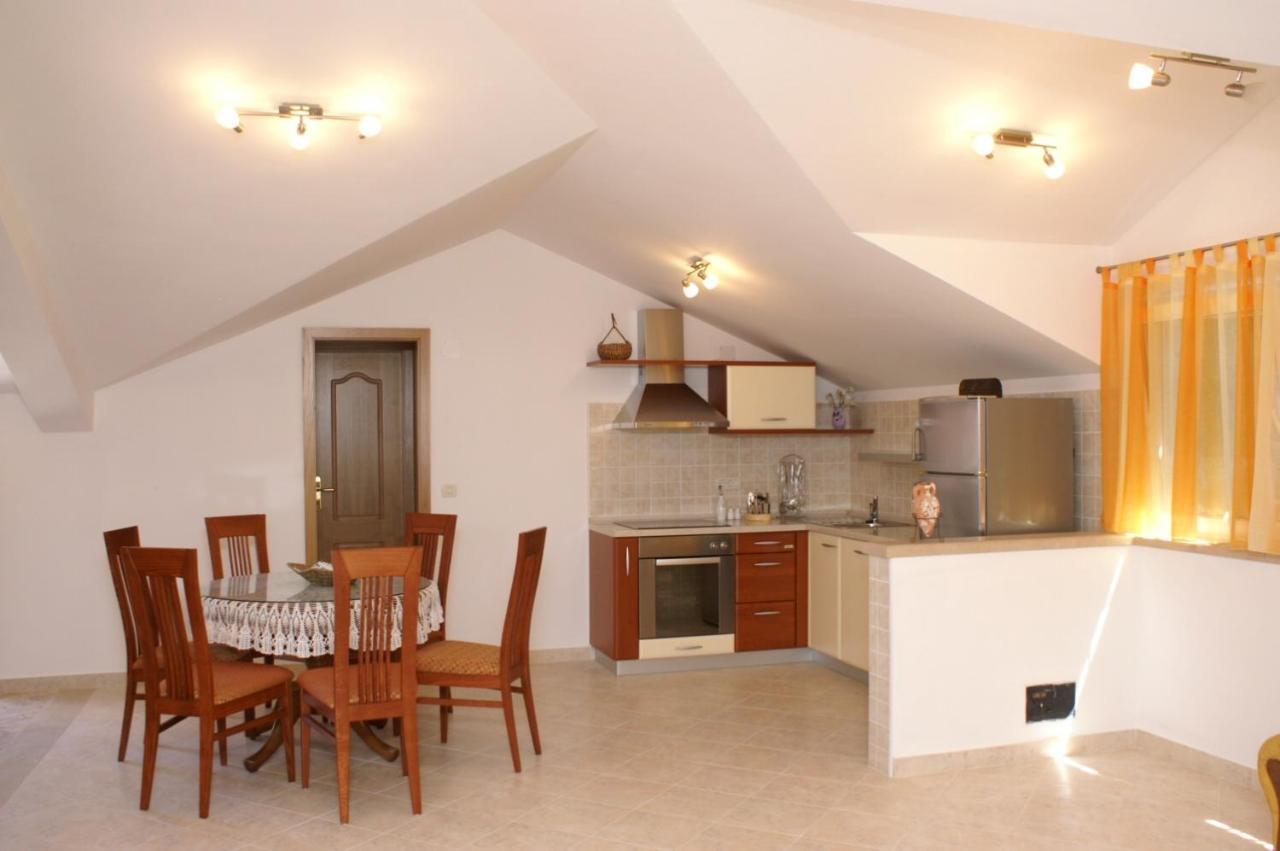 Apartments By The Sea Supetar, Brac - 4274 מראה חיצוני תמונה