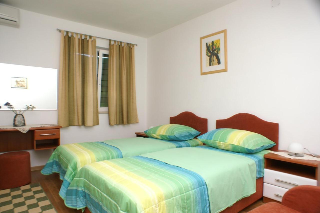 Apartments By The Sea Supetar, Brac - 4274 מראה חיצוני תמונה